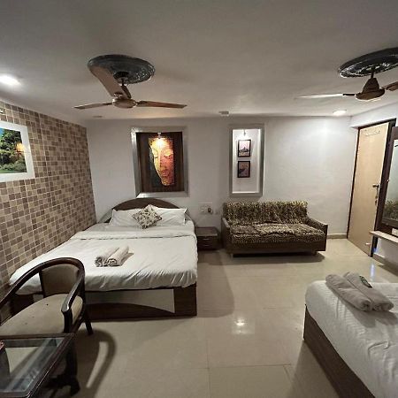The Peach Tree Rooms Mount Abu Buitenkant foto