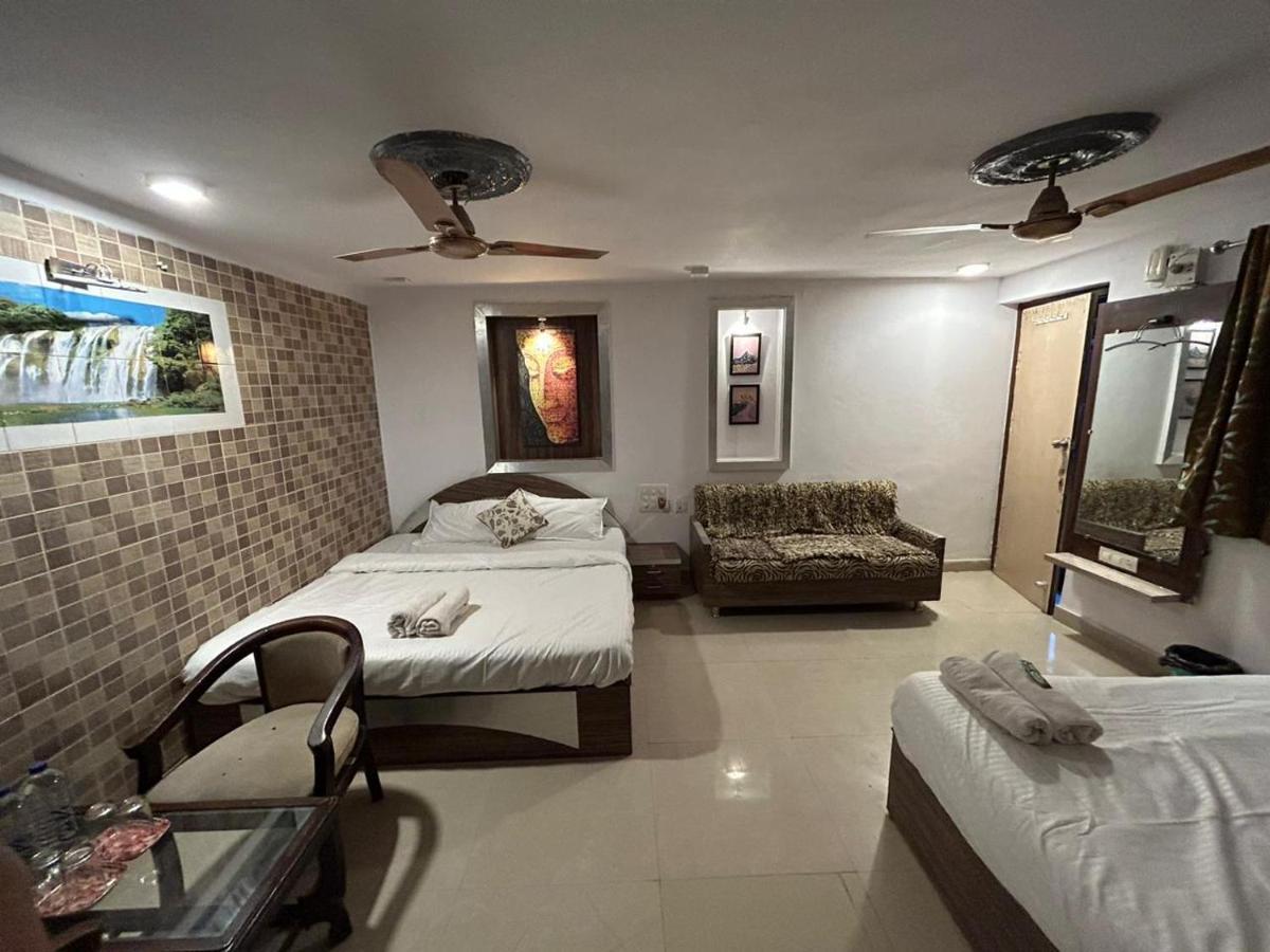 The Peach Tree Rooms Mount Abu Buitenkant foto