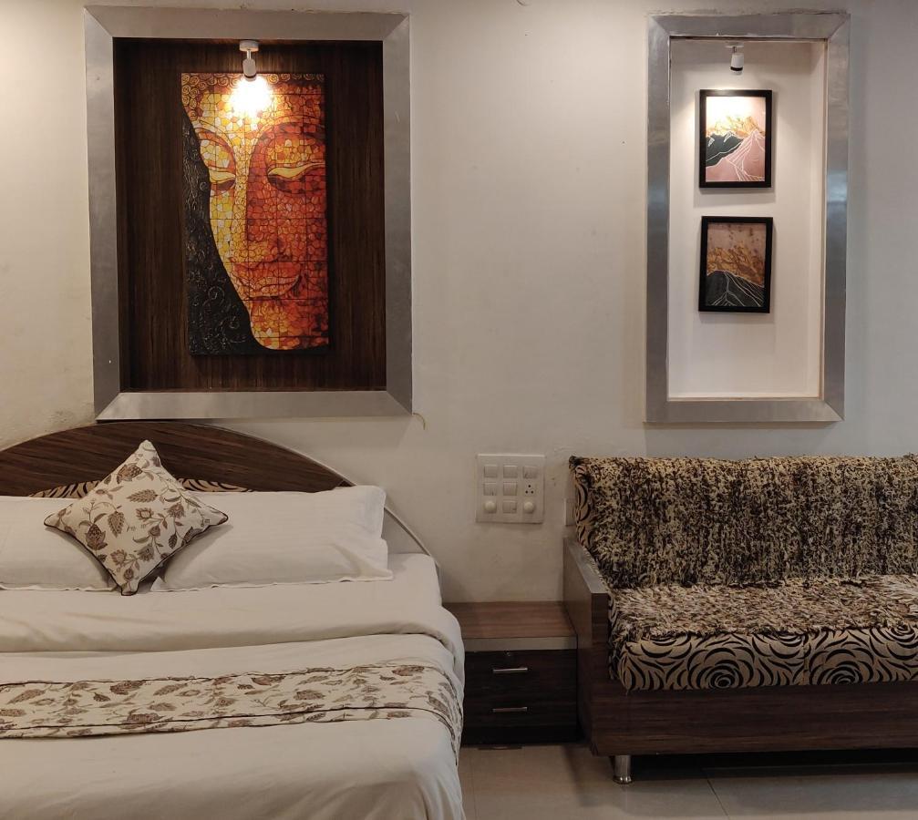 The Peach Tree Rooms Mount Abu Buitenkant foto