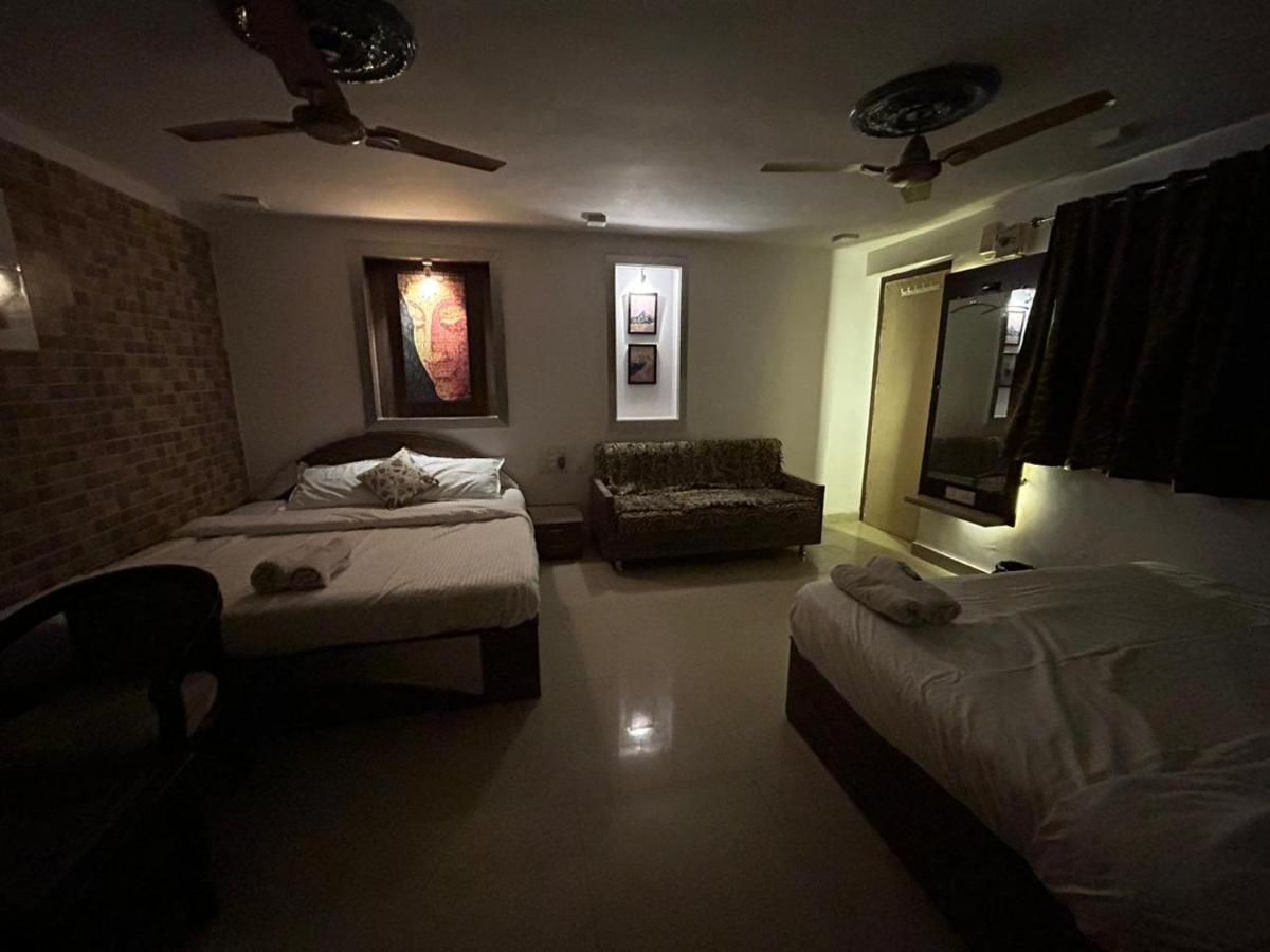 The Peach Tree Rooms Mount Abu Buitenkant foto